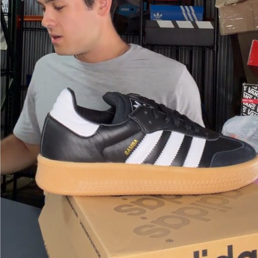 Adidas Samba XLG Black and White - Picture 3 of 16